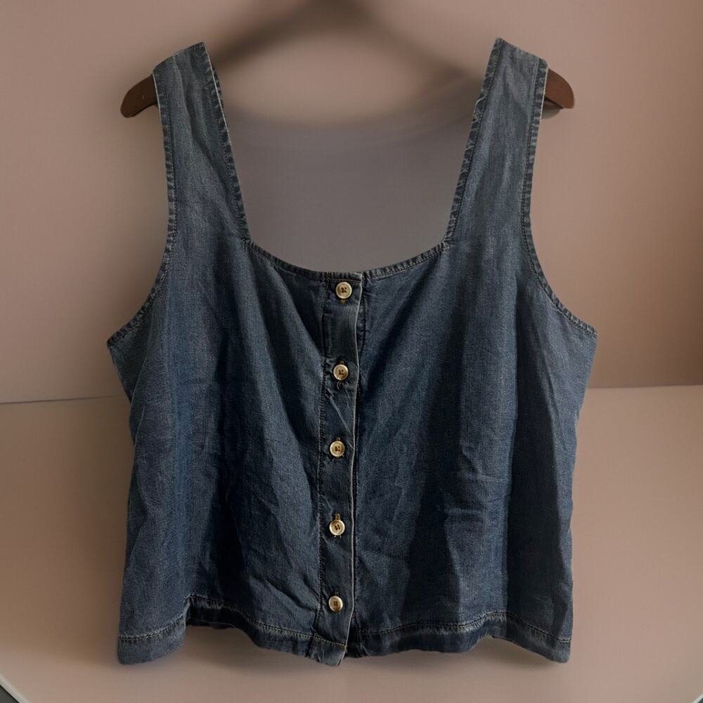 Torrid Blue Button-Back Crop Tank in light steel blue Size Plus 2XL
